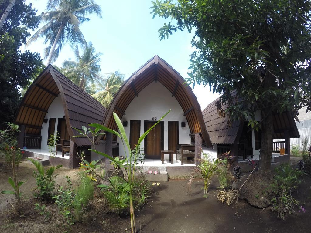 Hello Lumbung Homestay Gili Air Buitenkant foto