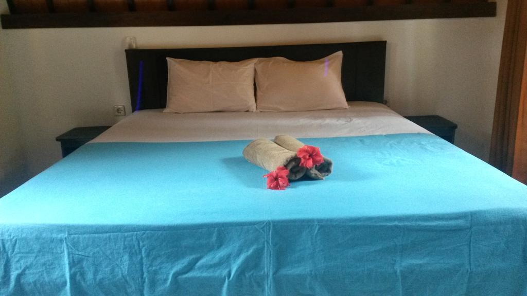 Hello Lumbung Homestay Gili Air Buitenkant foto