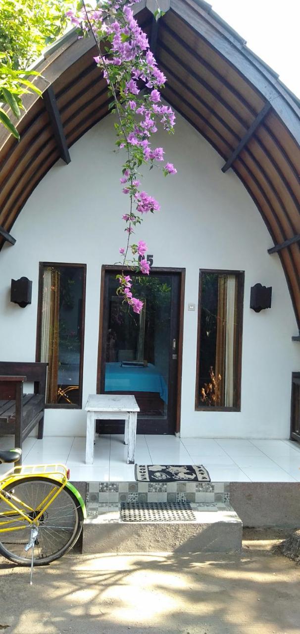 Hello Lumbung Homestay Gili Air Buitenkant foto