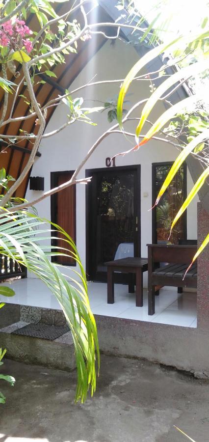 Hello Lumbung Homestay Gili Air Buitenkant foto